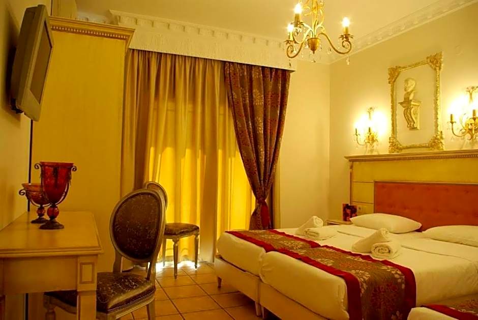 Parthenon Art Hotel