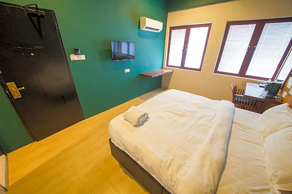 Room V @ Jalan Sultanah