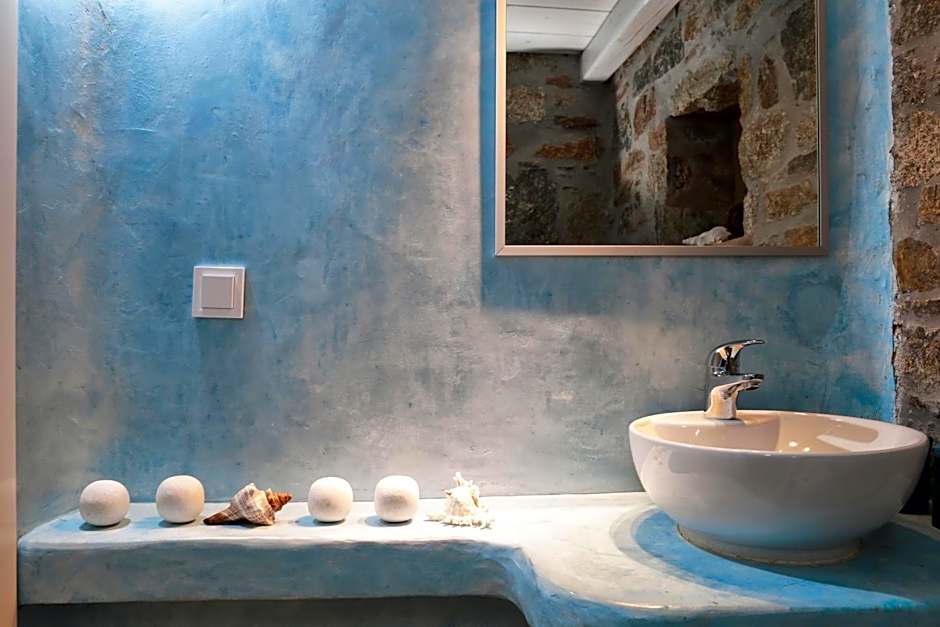 Niriides Homes & Villas