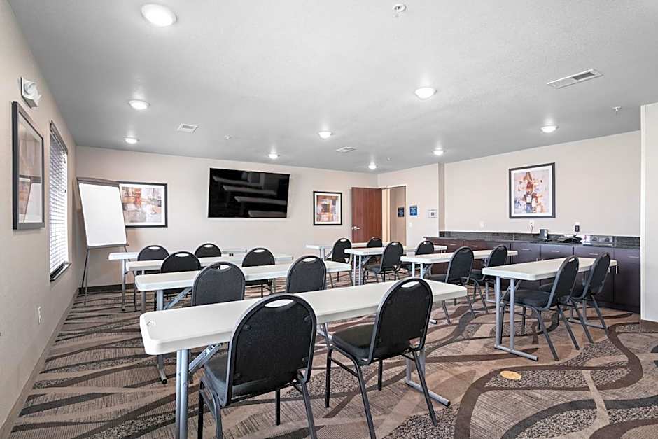 Cobblestone Inn & Suites - Yuma