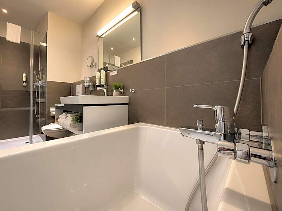 Hotel Swiss Star