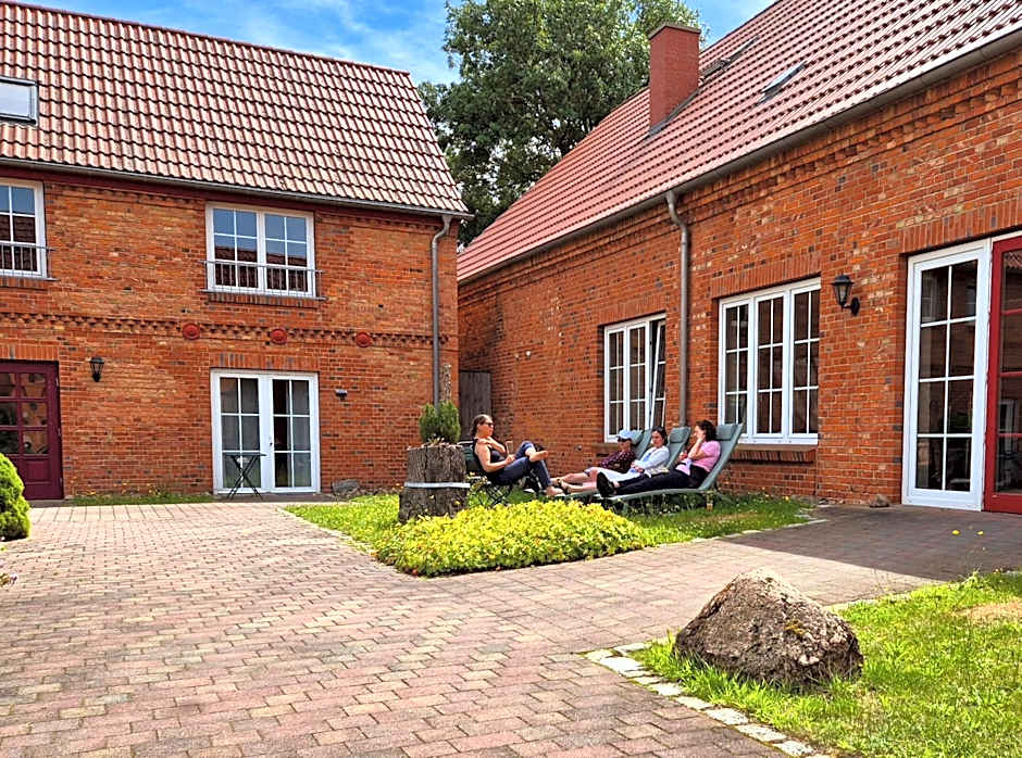 Project JUNE - ehemals Landgasthof Jüterbog