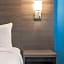 La Quinta Inn & Suites by Wyndham Round Rock North