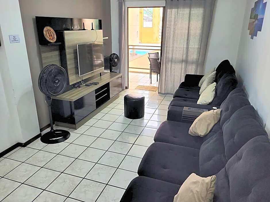 Cobertura aconchegante 3 quartos excelente vista mar! 80 metros do mar em Meia Praia - Itapema