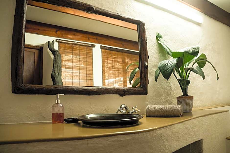 LittleBush Private Lodge