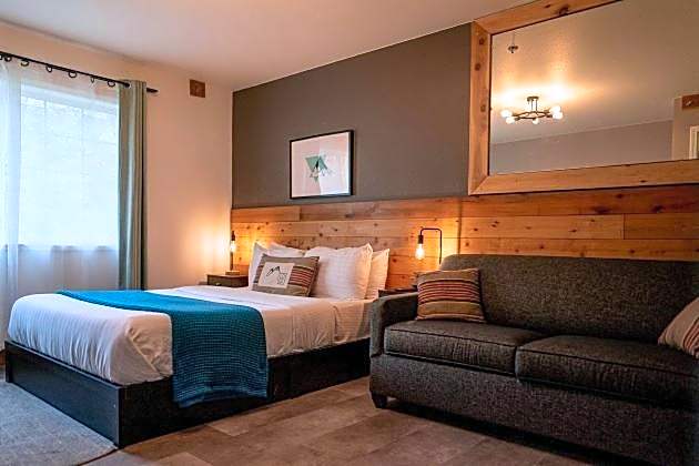 Summit View Inn