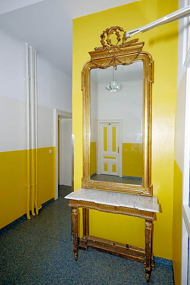 Westend City Hostel