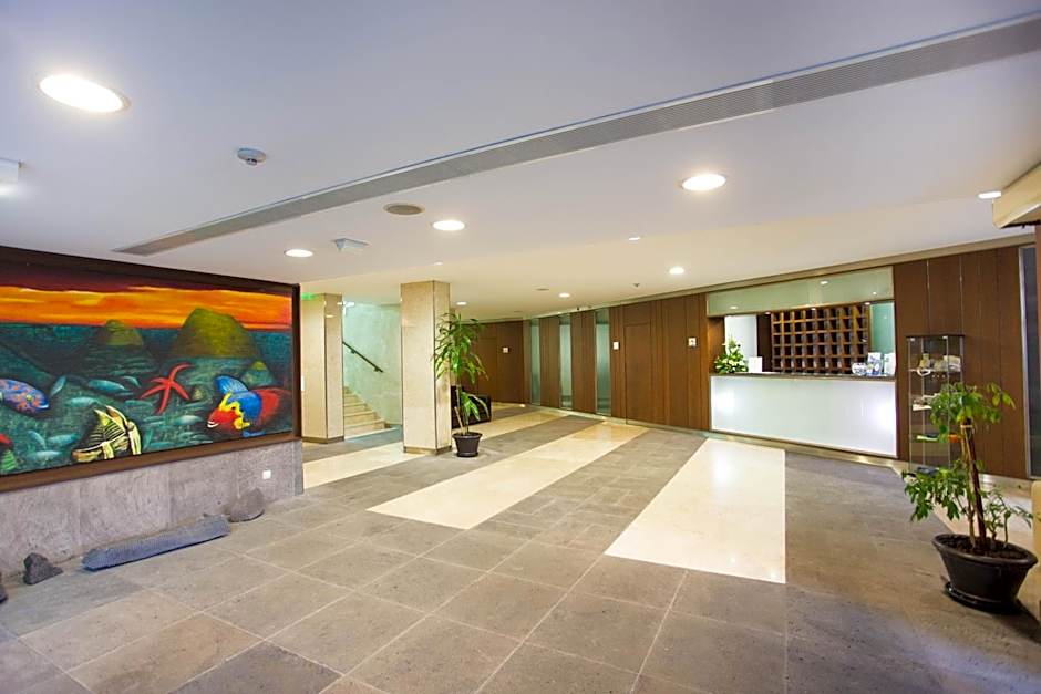 Antillia Hotel