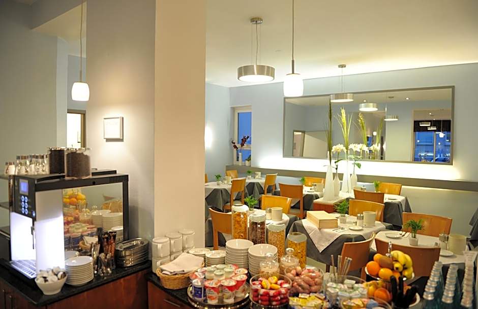 Central-Classic Hotel