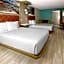 The Vibes Hotel, Trademark Collection by Wyndham