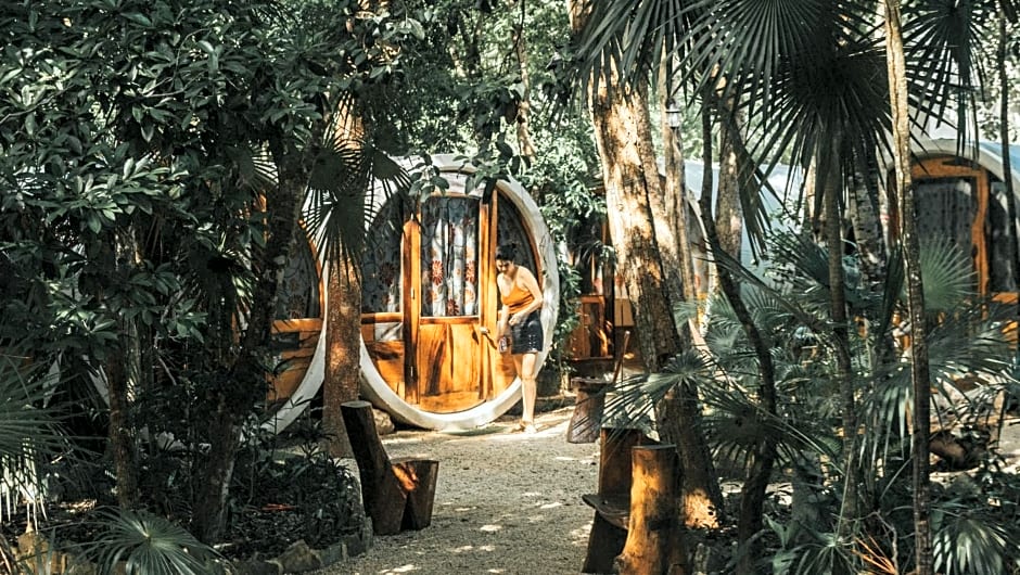 Tubo Tulum Hostel