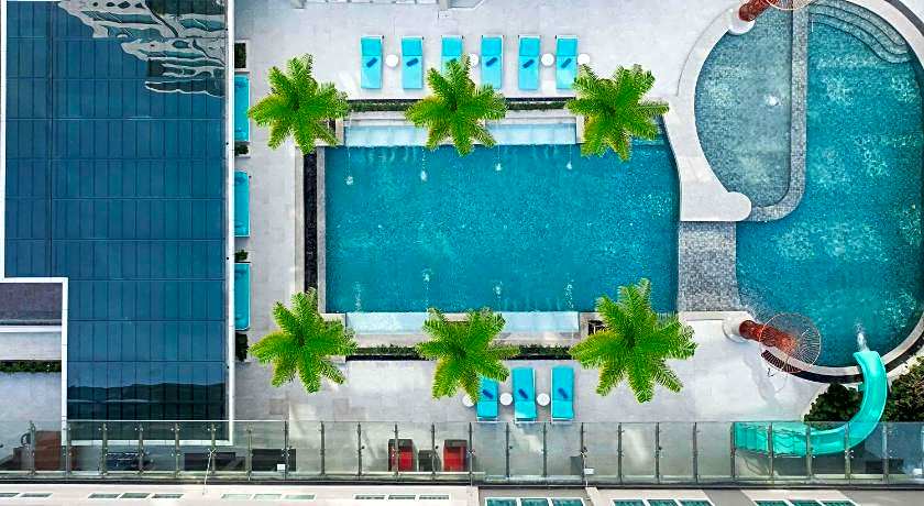 Novotel Living Bangkok Sukhumvit Legacy