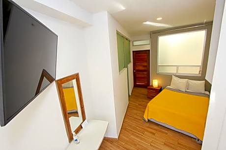 Queen Suite with City View