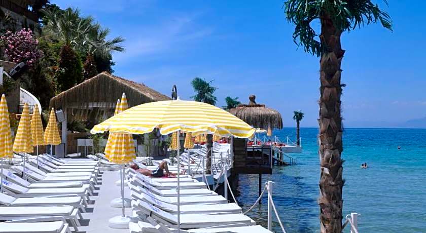 Marti Beach Hotel