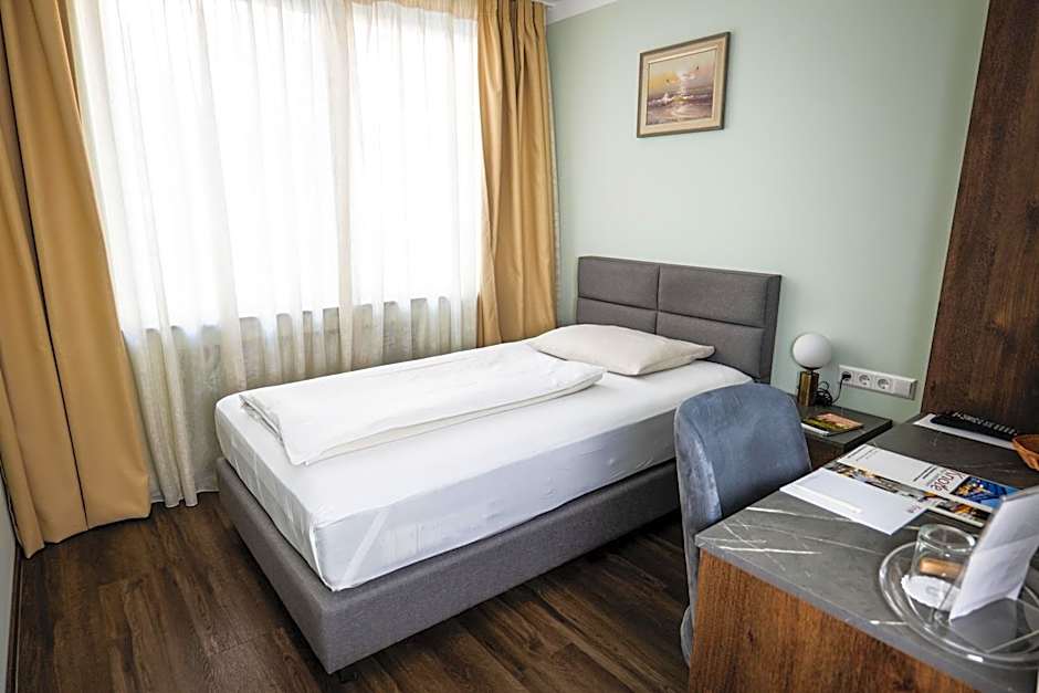 Hotel & Restaurant Knote