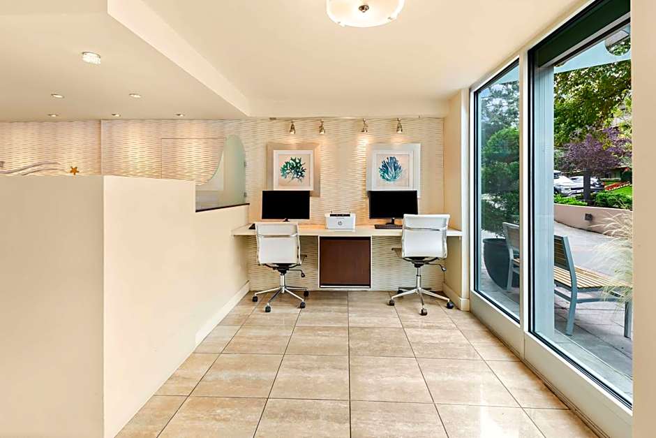 Best Western Plus Inner Harbour