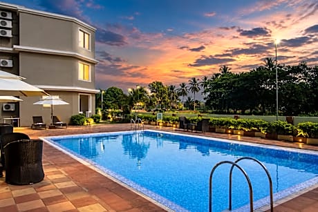 The Golden Suites & Spa Calangute Hotel