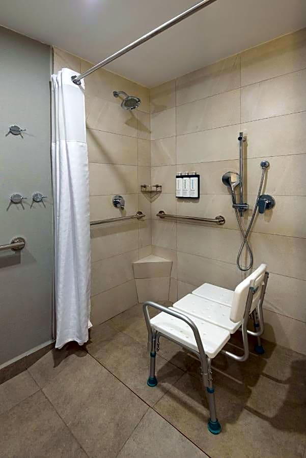 Hyatt House Monterrey Valle