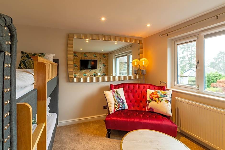 Holly Lodge Guest House with FREE off site health club