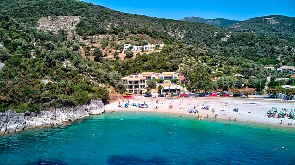 Ilianthos Apartments & Rooms