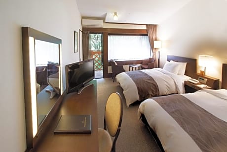 Standard Twin Room - Non-Smoking