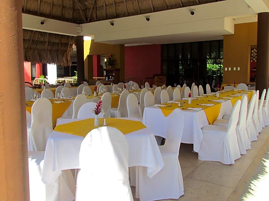 Camino Real Tikal