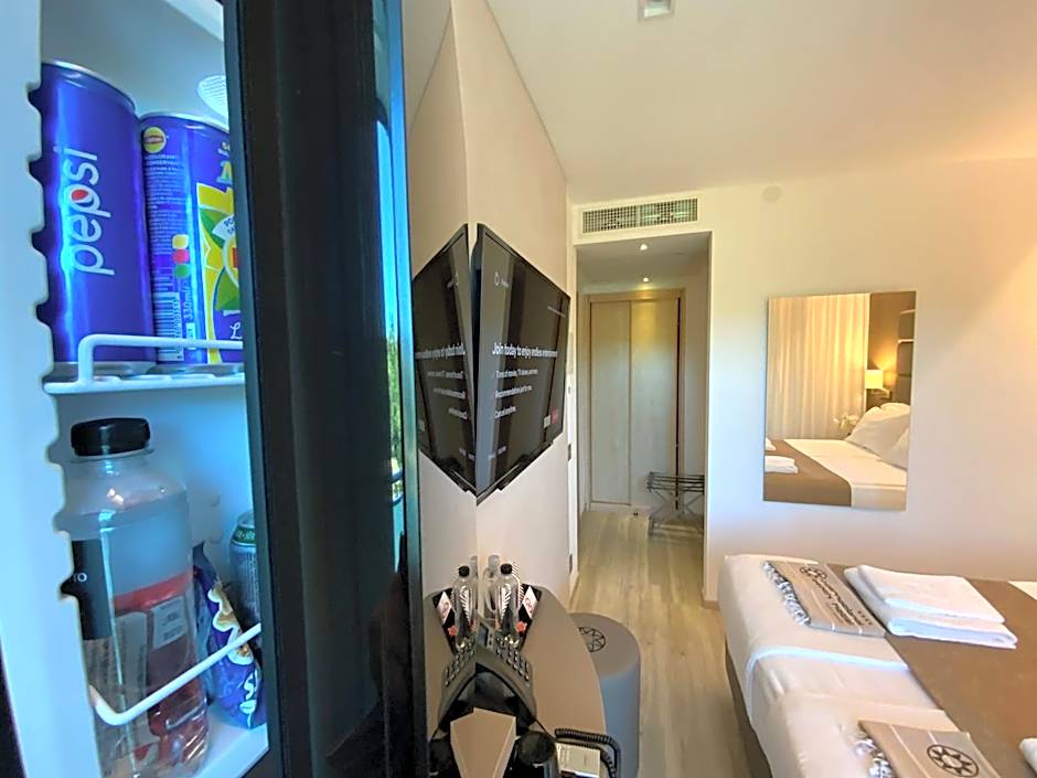 International Beach Hotel