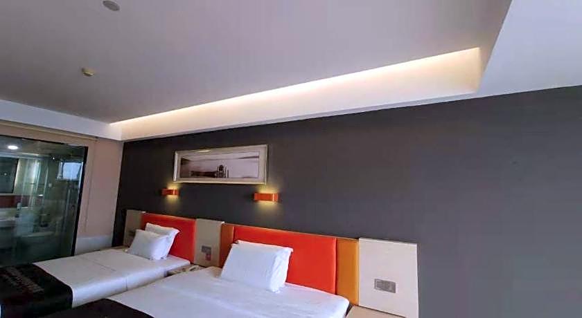 7 Days Premium Jingjiang Fuhai New World Automobile Terminal Branch