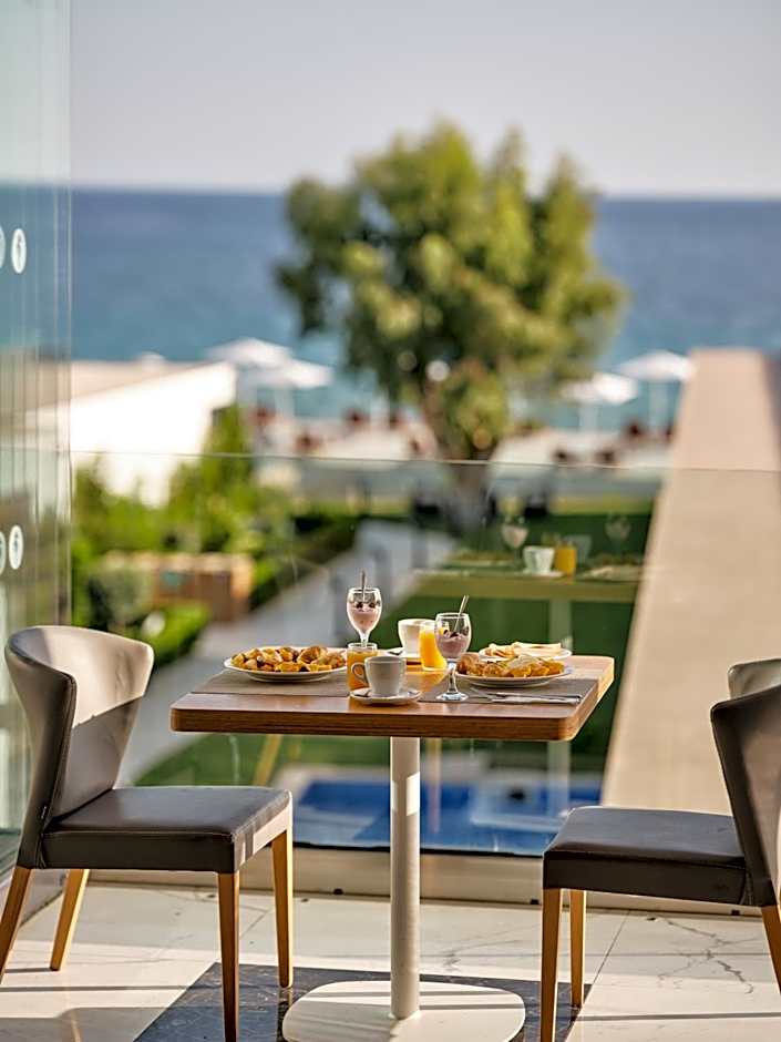 Cavo Orient Beach Hotel & Suites