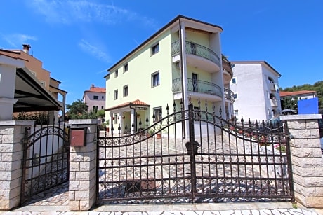 Apartments Villa Mara
