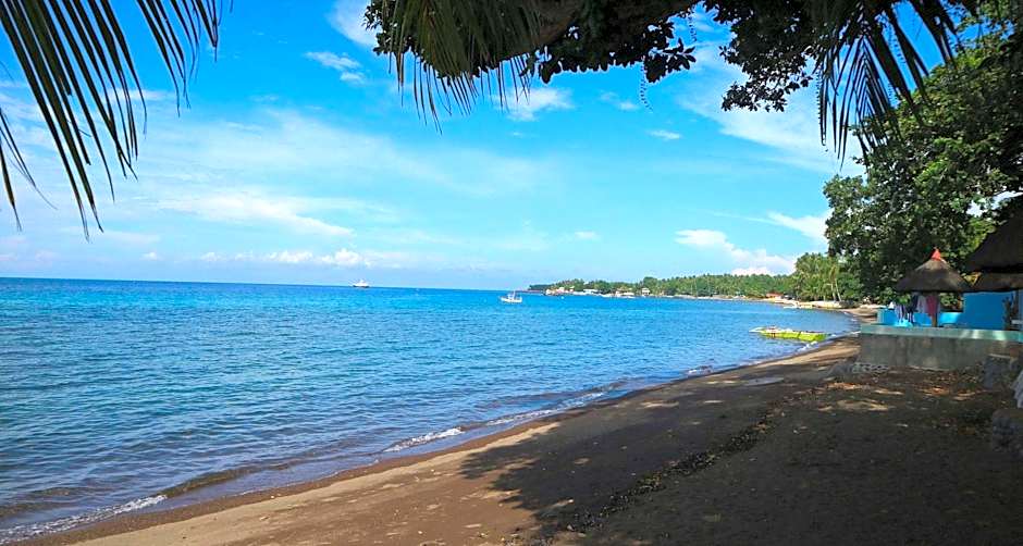 Camiguin Island Golden Sunset Beach Club