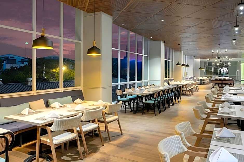 Hotel Santika Pasir Koja Bandung