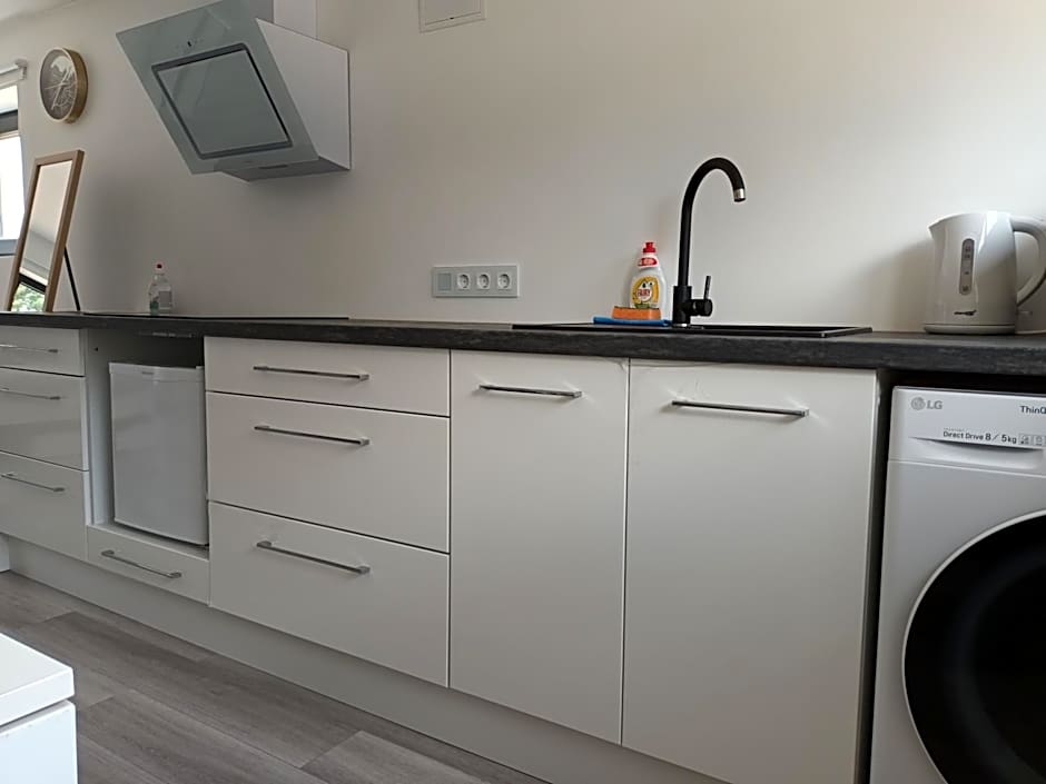 Luxury Apartment Private House and Parking Netflix