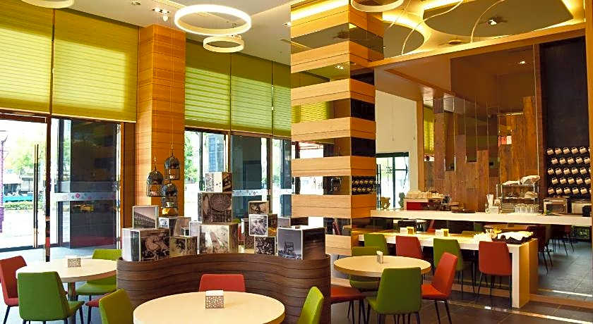 Golden Tulip Glory Fine Hotel