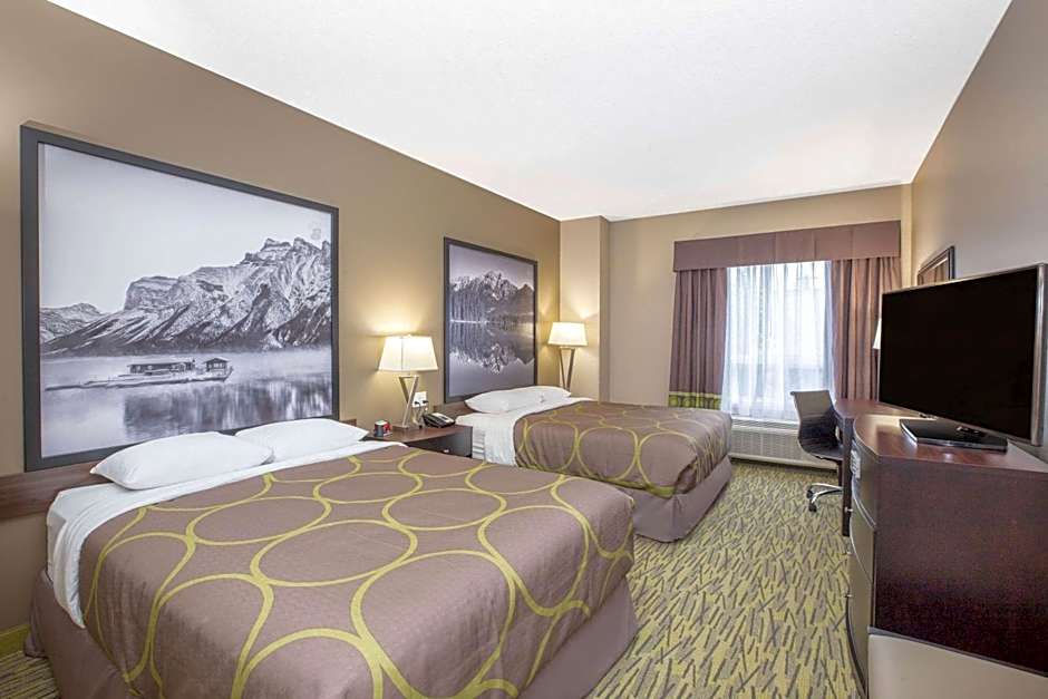 Super 8 Canmore
