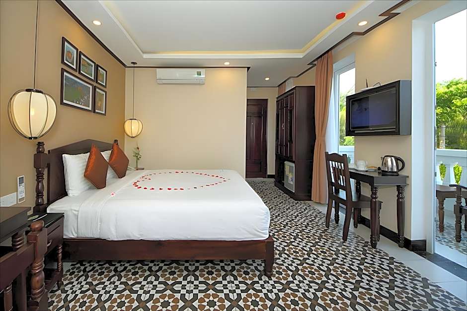 Golden Bell Hoi An Boutique Villa