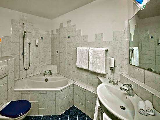 Apart-Hotel Zurich Airport