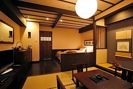 Room with Tatami Area
