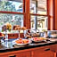 Wild Iris Inn