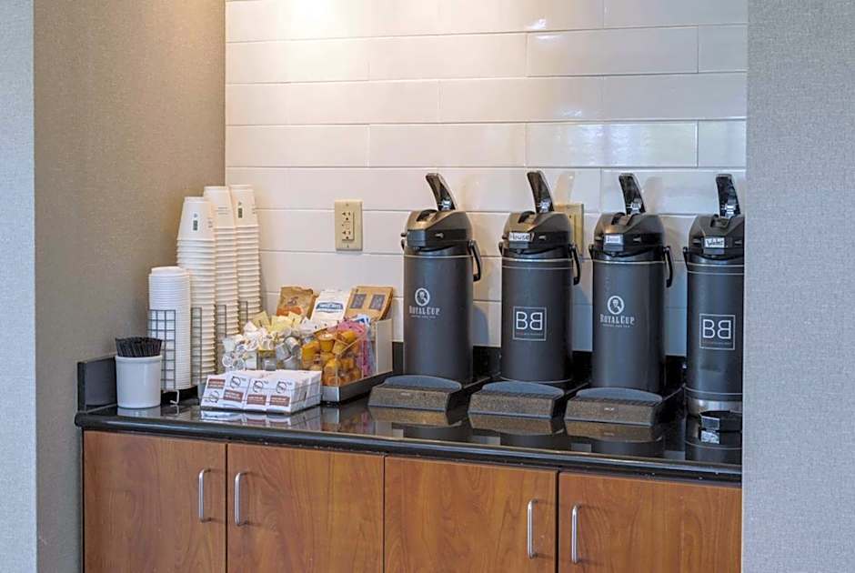 La Quinta Inn & Suites by Wyndham Edmond