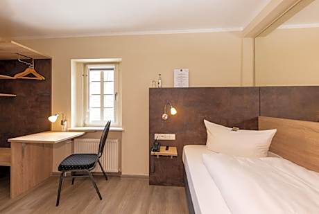 Small Single Room