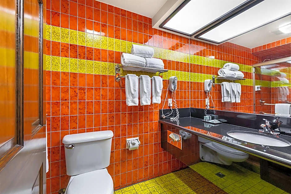 Best Western Pine Tree Motel