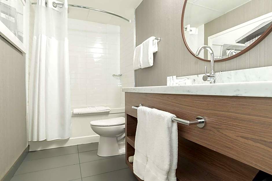 Sandman Signature Lethbridge Lodge