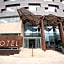 Mas Monzon Hotel
