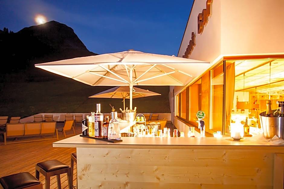 Hotel Steffisalp - Ski-in & Ski-out am Arlberg