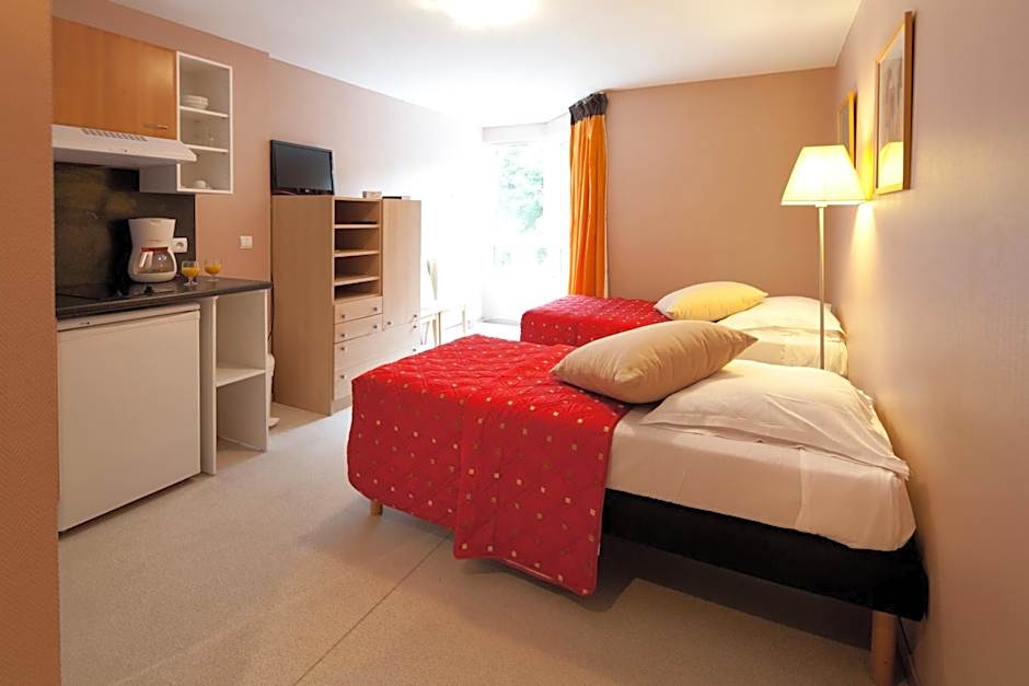 Villa Mariale by Popinns