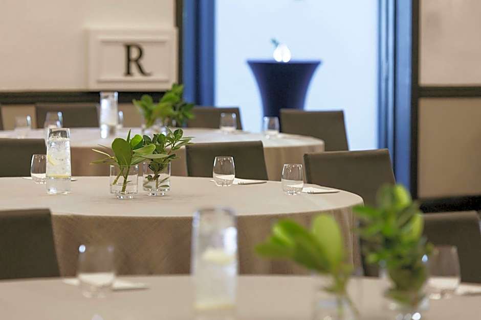 Renaissance by Marriott Boca Raton Hotel