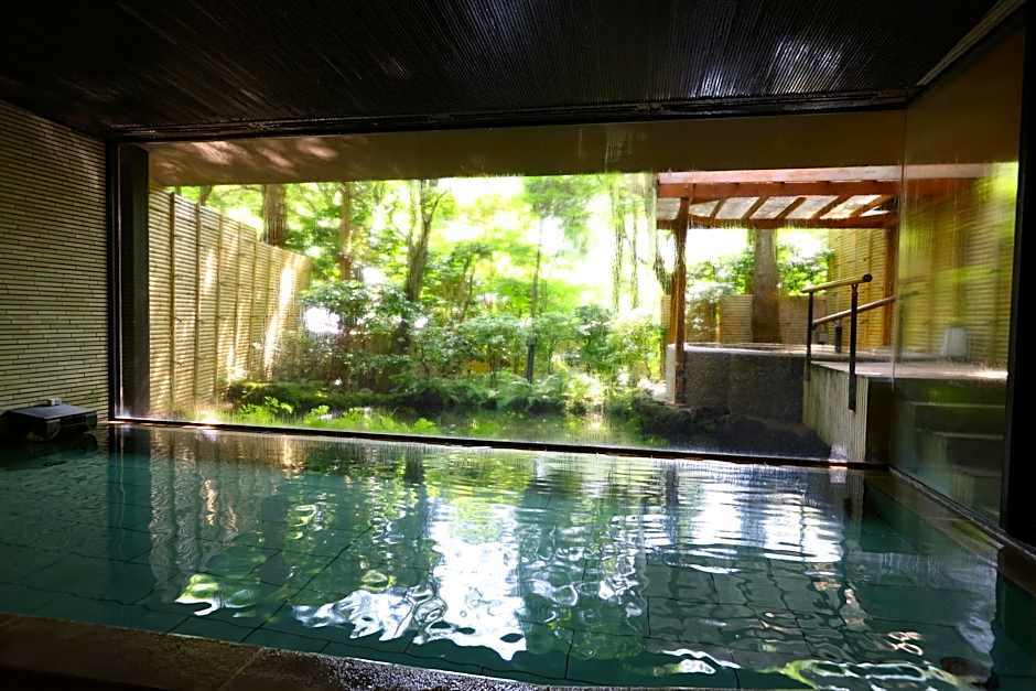 Oku-Yugawara Tsubaki