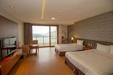 Hotel Superior - Family Twin Room (Without Kitchenette)