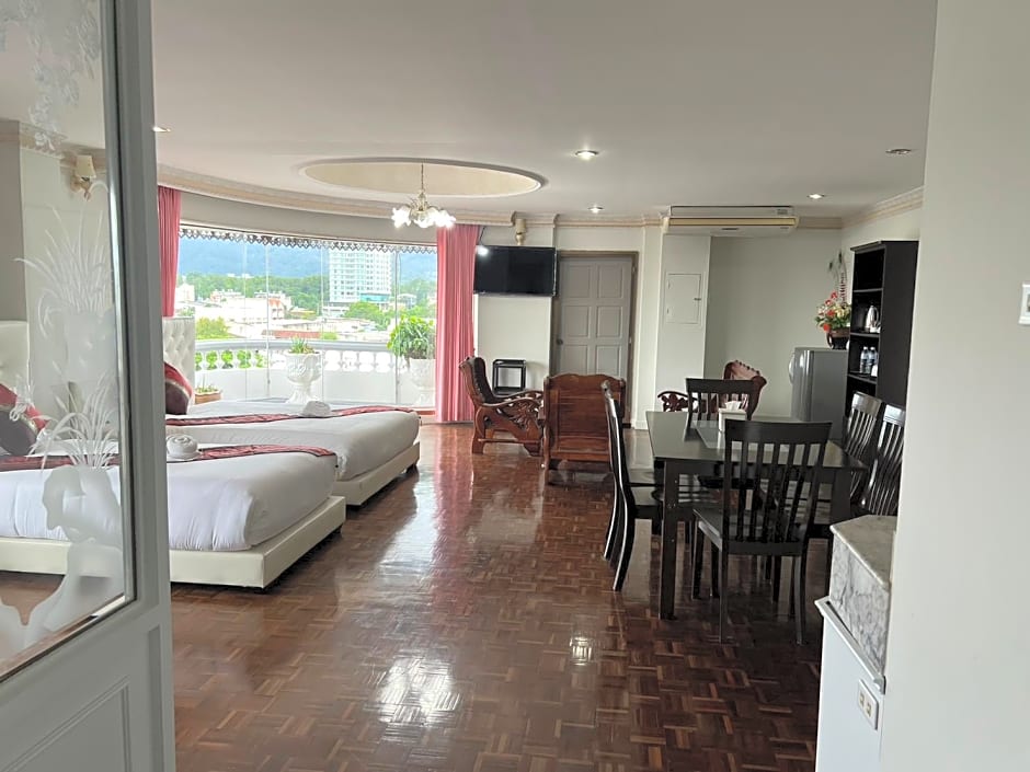 Chao Phya Grand Hotel